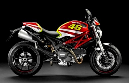 2011 ducati monster 696 motogp replica rossi