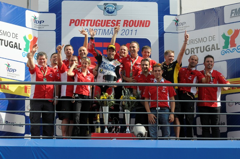 Althea Racing Team festeggia dopo le gare di Portimao