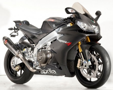 Aprilia RSV4 con Carbon Kit