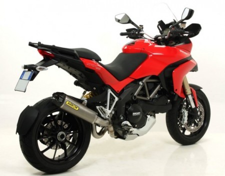 Ducati Multistrada 1200 con scarichi Arrow