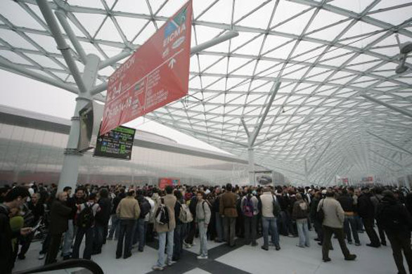 EICMA 2010: la folla in attesa