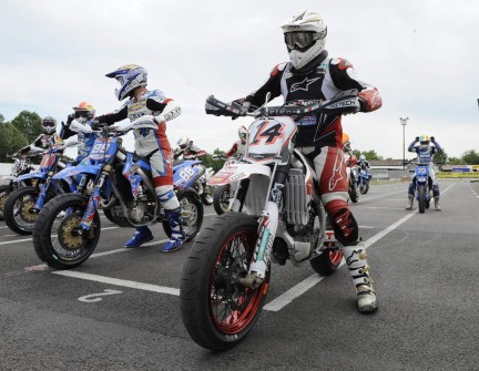 Piloti al via del campionato FMI Supermoto