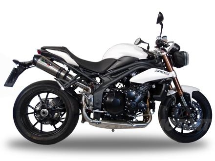 Triumph Speed Triple 1050 con scarico GPE doppio