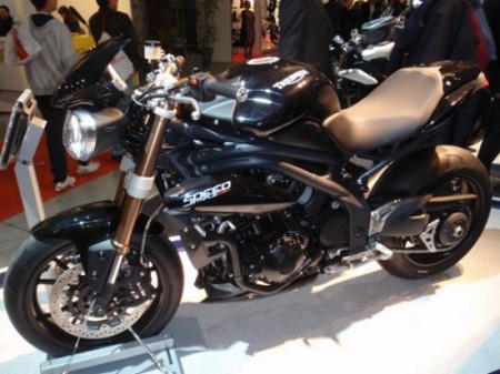 Speed Triple EICMA Lato