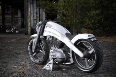 VTM Spacester: moto special su base Harley Davidson