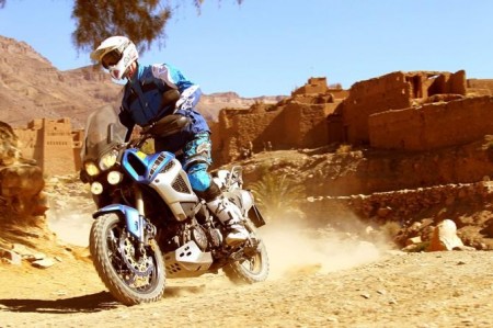 Yamaha XT 1200Z Super Teneré in azione nel deserto