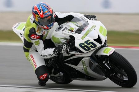 Jonathan Rea in azione ad Assen