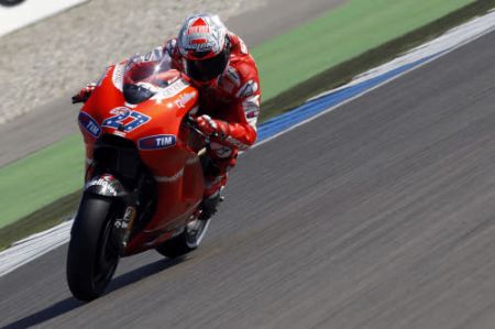 Casey Stoner torna a vincere sul Motorland Aragon