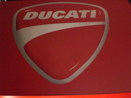 nuovo logo Ducati