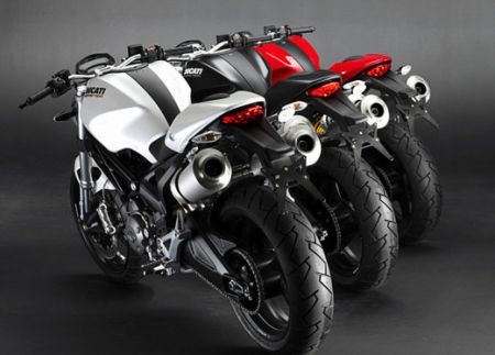 Ducati Monster 1100 render