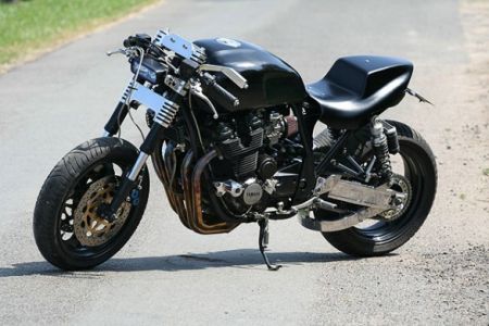 Yamaha XJR 1200 nella versione di Finke