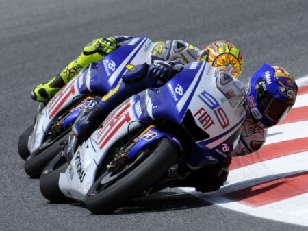 Jorge Lorenzo e Rossi in azione durante il campionato MotoGP dello scorso anno