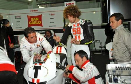 Marco Simoncelli nel box del team San Carlo Gresini