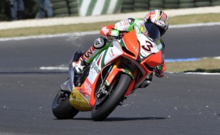 Max Biaggi vince gara 2 sulla pista di Brno