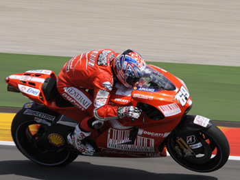 nicky_hayden_ducati_valencia 2011