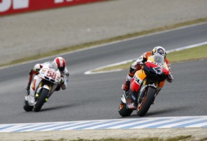 simoncelli insegue dovizioso motegi 2011