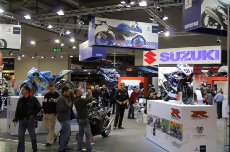 Suzuki: lo stand della casa ad Eicma 2010