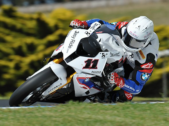 troy_corser_superbike_ritiro