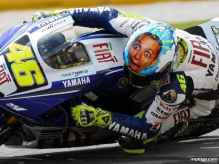 Valentino Rossi in sella alla Yamaha