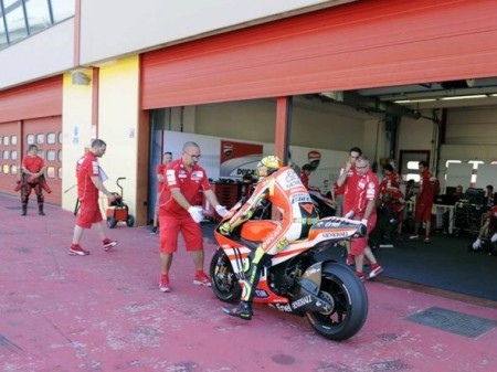 valentino rossi ducati mugello