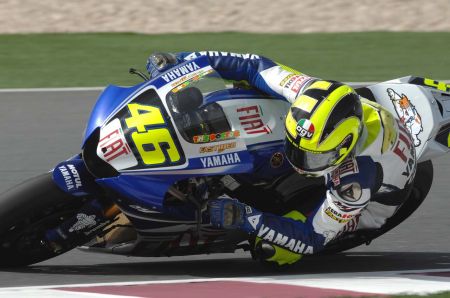 Valentino Rossi in sella alla M1 del team Fiat Yamaha