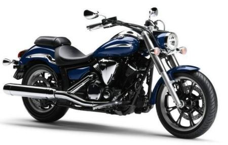 Yamaha XVS 950 A Midnight Star: una custom in stile nipponico