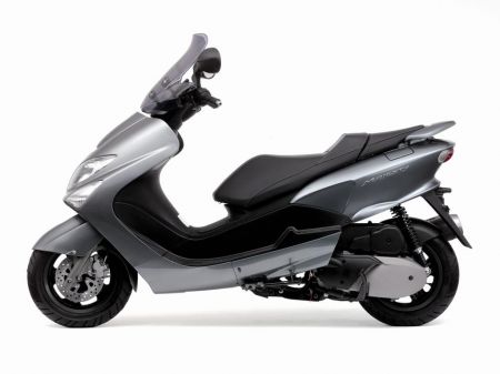 Yamaha Majesty 125 nella versione 2010