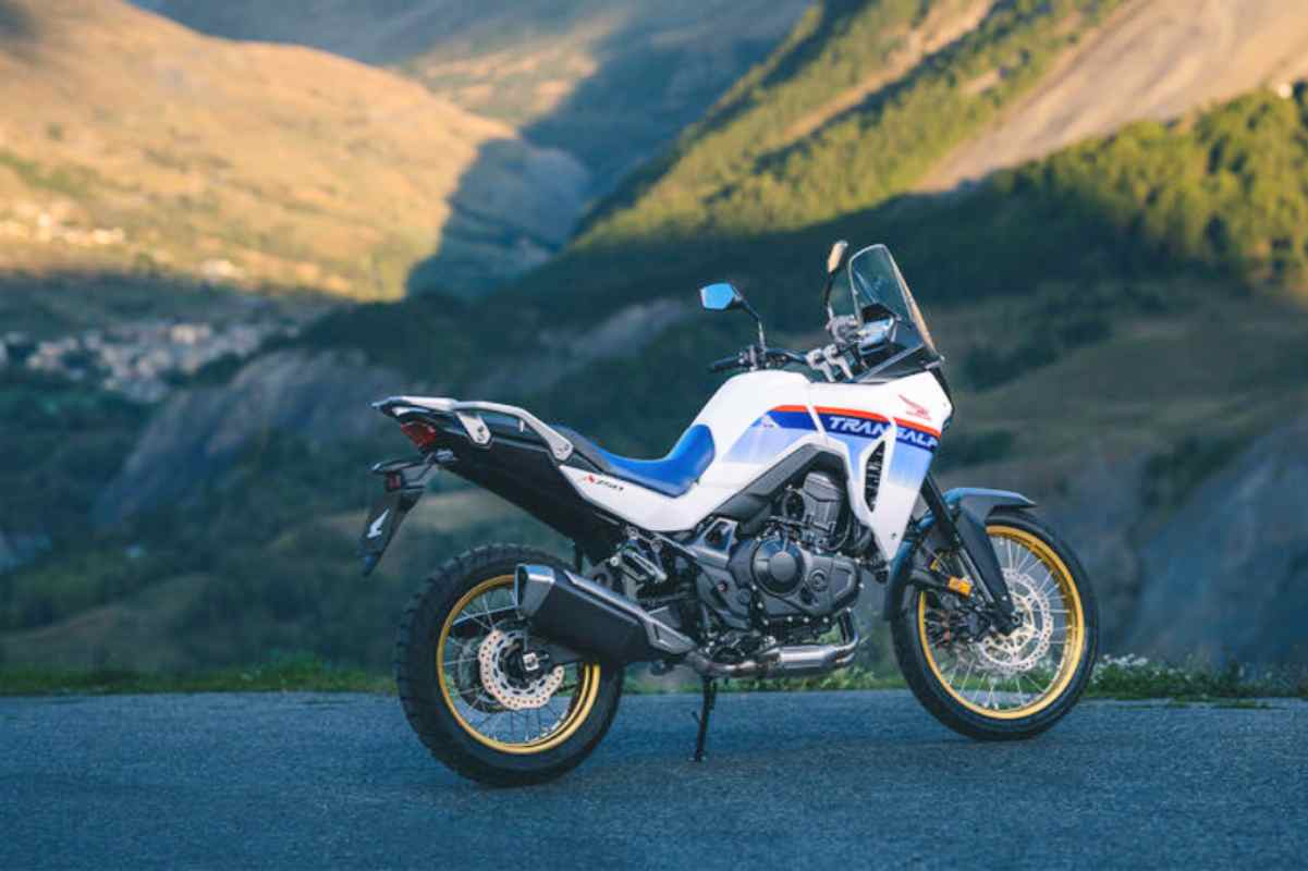 Nuova Honda Transalp (foto Honda)