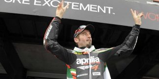 Max Biaggi lascia tutti a bocca aperta - NextMoto.it