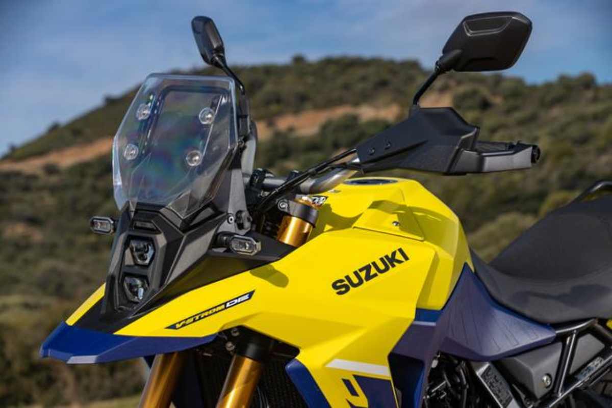 Tutte le caratteristiche della Suzuki V-Strom 800DE - NextMoto.it 