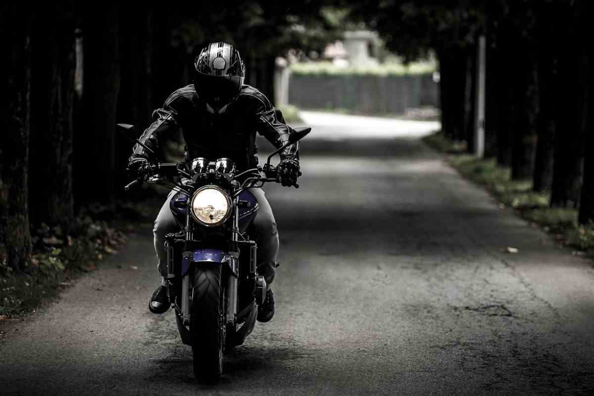 bollo moto motociclista