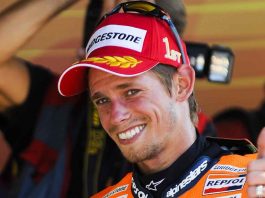 Stoner si lamenta della FIA