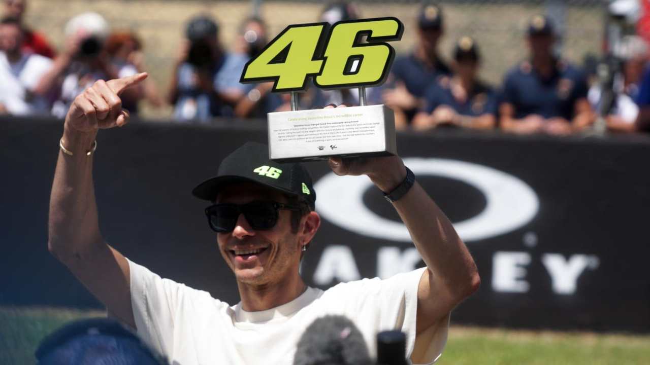 Valentino Rossi l'omaggio di Tavullia