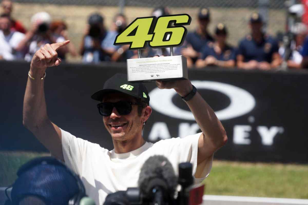 Valentino Rossi, l'omaggio di Tavullia