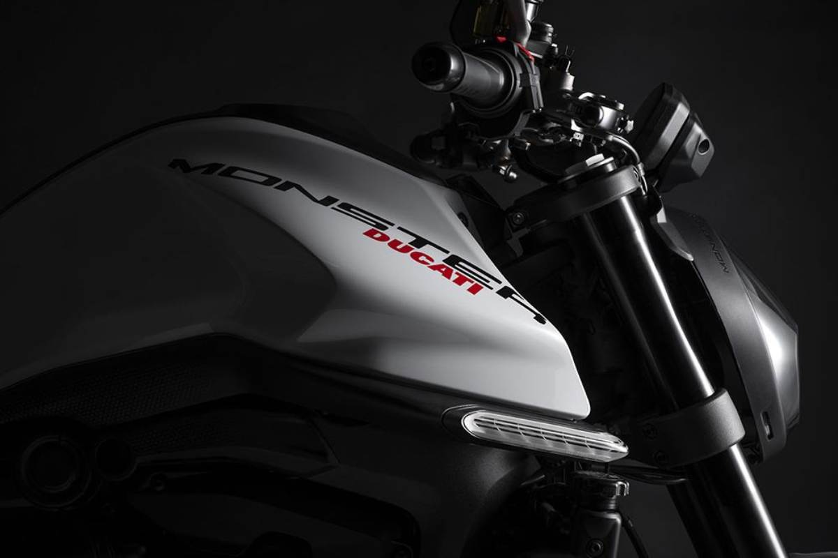 La Ducati Monster 2024 caratteristiche prezzo