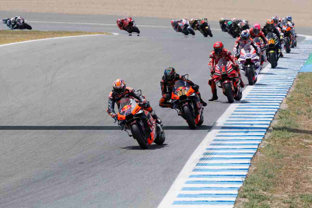 MotoGP, le conseguenze dell'incidente di Jerez