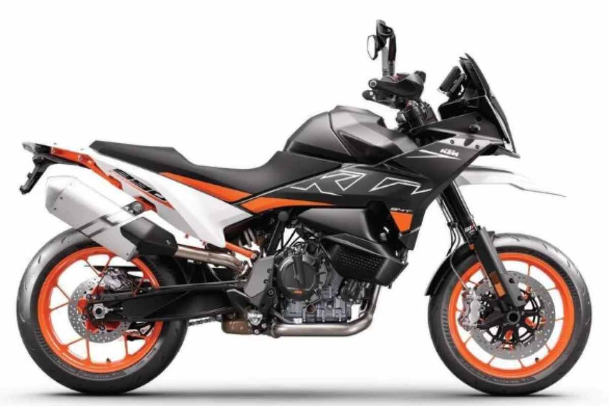 KTM 890 SMT, il nuovo gioiello è arrivato e adesso si può anche provare