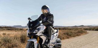 Peugeot XP400, il maxi scooter è in offerta