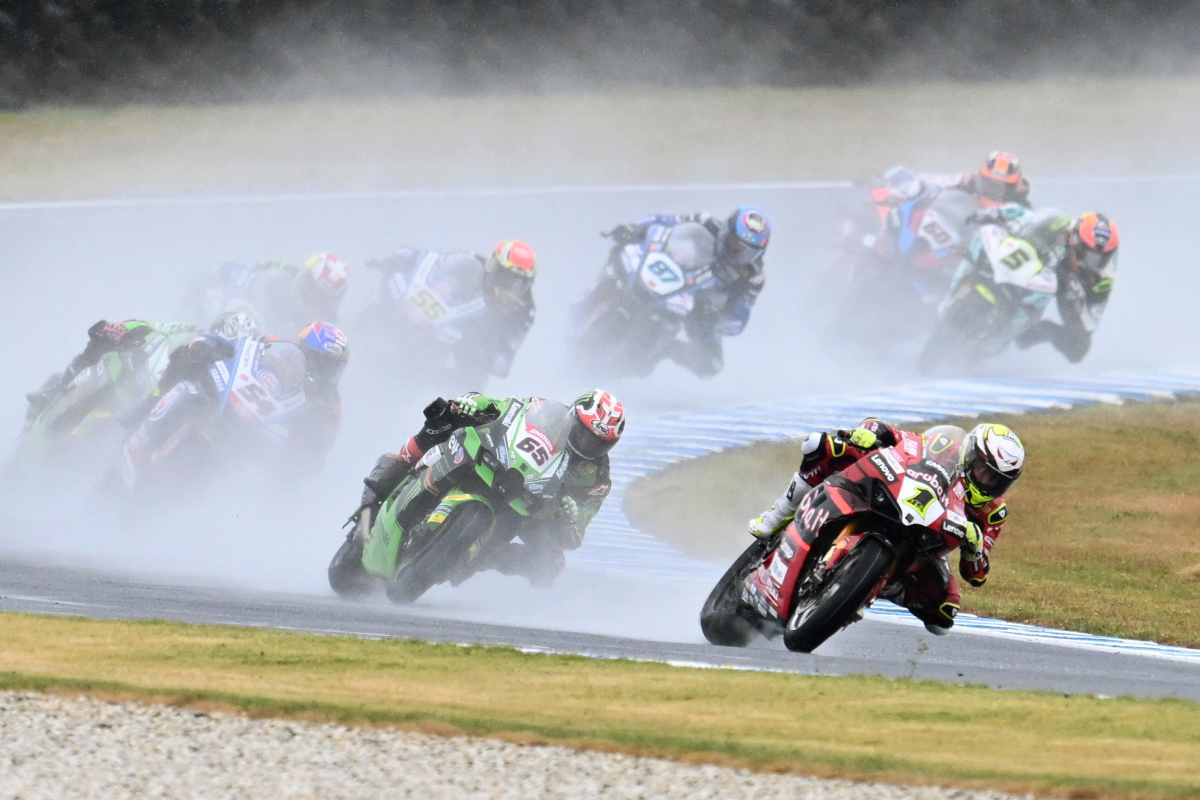 Superbike, Bautista vicinissimo al rinnovo