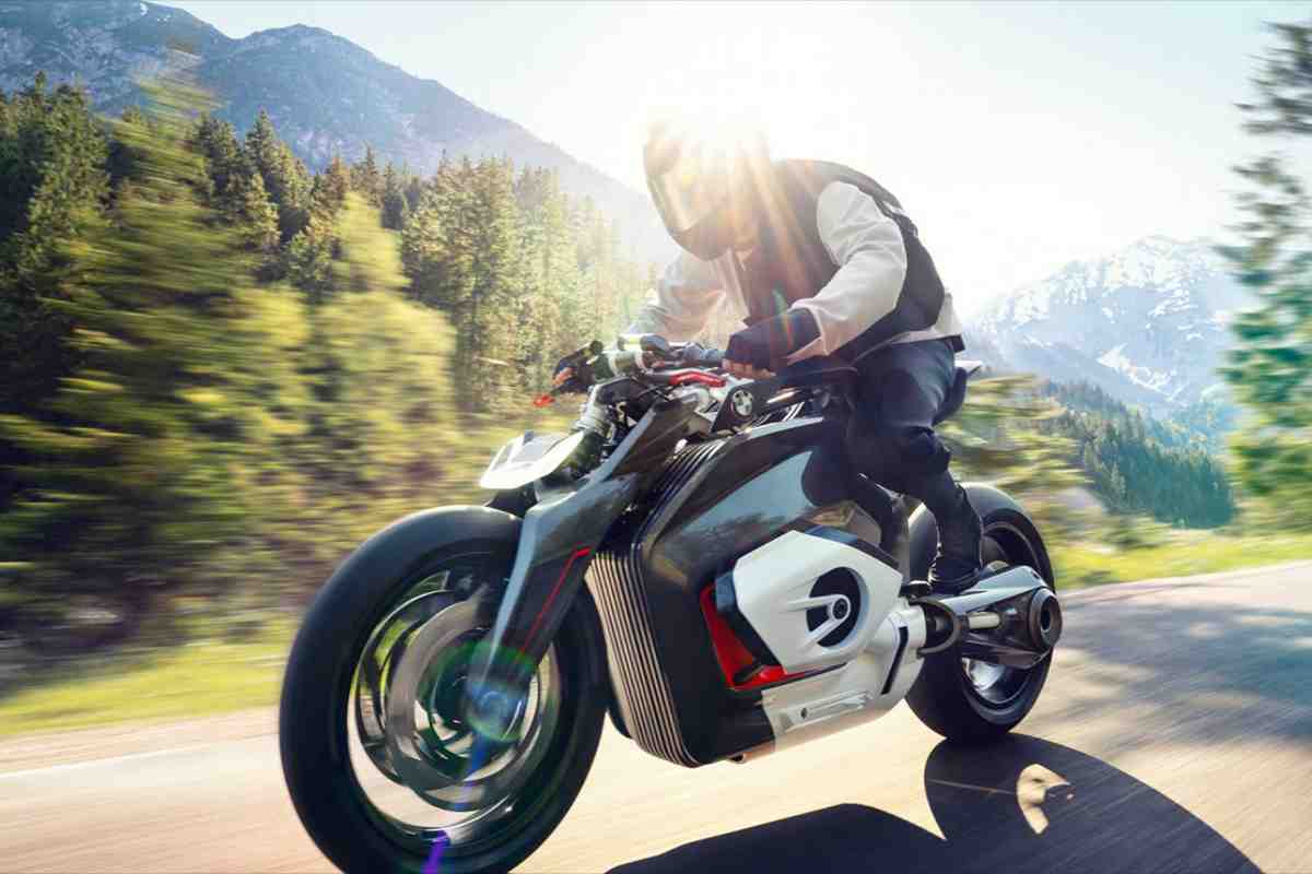 BMW moto elettrica, il rumore del motore