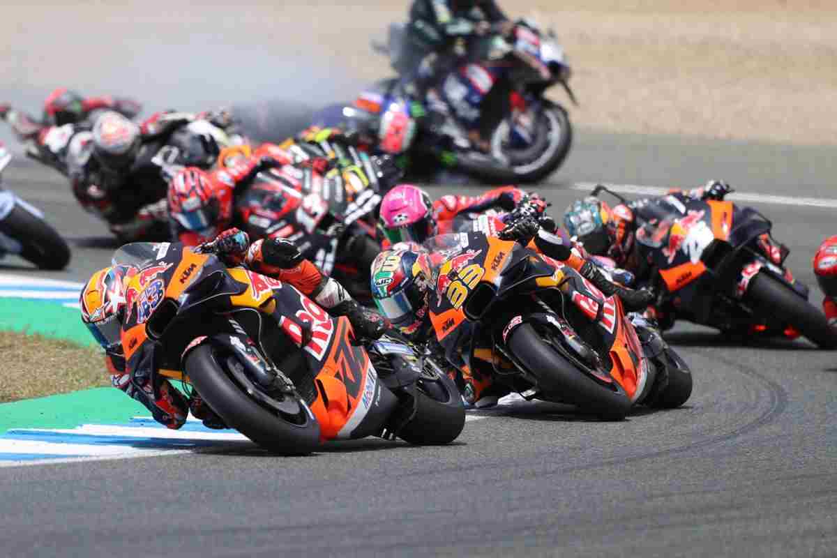 MotoGP, un pilota pensa al ritiro