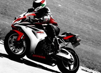 Moto, cosa indossare in estate
