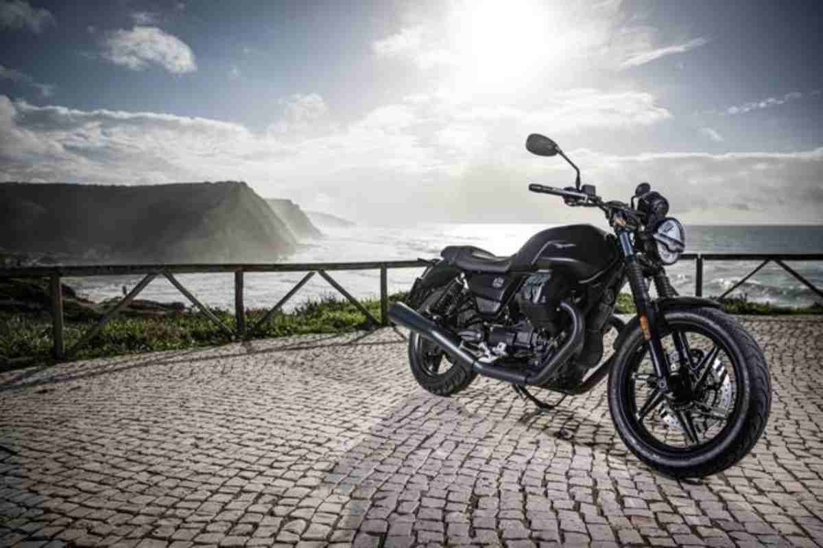 Moto Guzzi V7, che trionfo per il modello