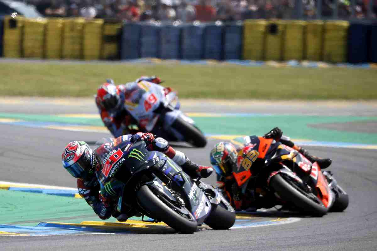 MotoGP, frattura per il pilota