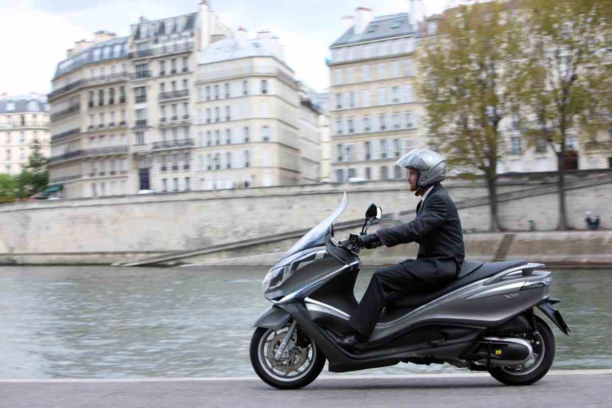 Assicurazione Moto e Scooter, come risparmiare