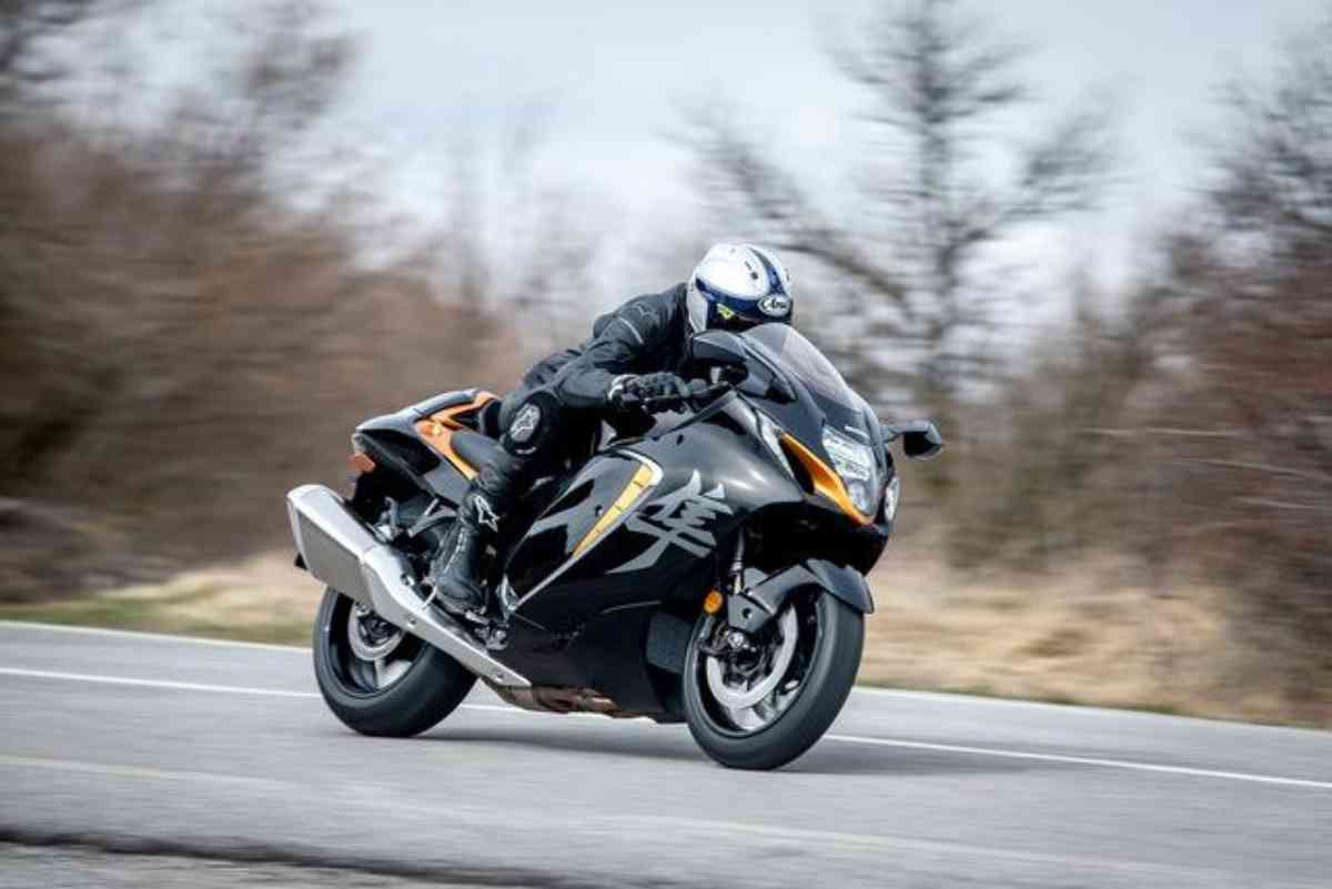 Suzuki Hayabusa, la moto da record