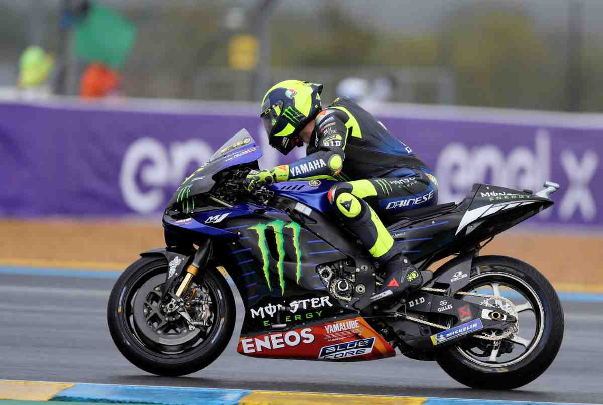 Valentino Rossi, accordo con la Yamaha