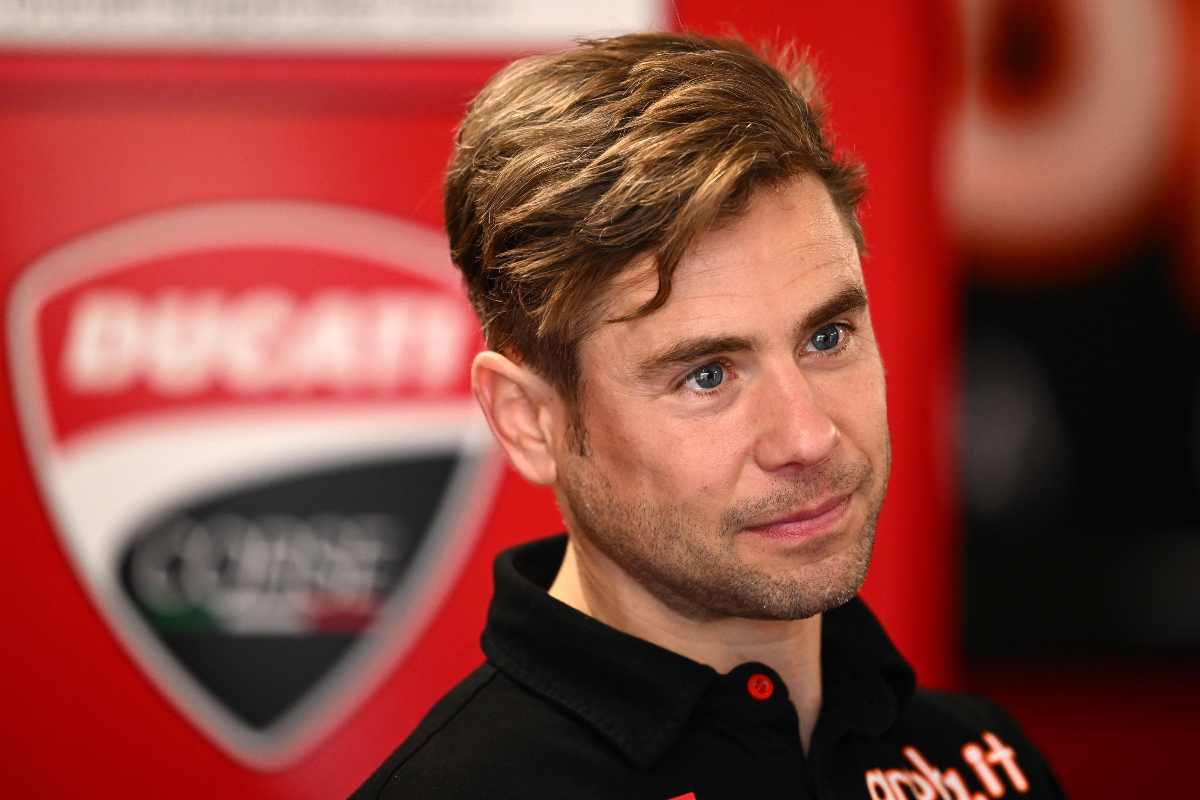 Il campione del mondo Alvaro Bautista prova la Ducati