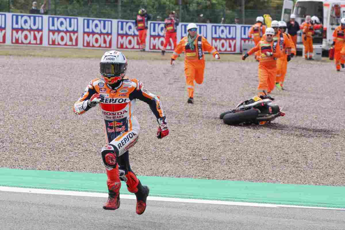 Marquez in difficoltà