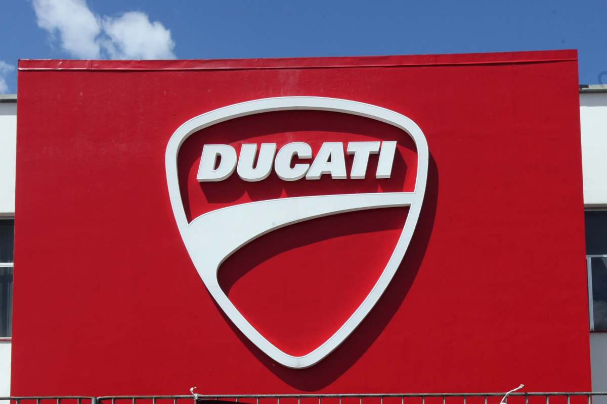 Ducati rogo concessionario Bayonne